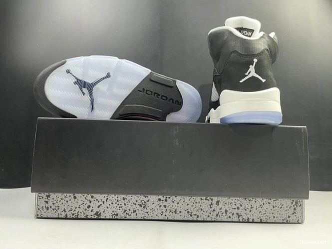 HYPE 5 AIR OREO JORDAN CT4838-011 0824